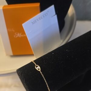 Mevecco 14k Gold Plated  Delicate Gold Bracelet with Crystal Charm NIB